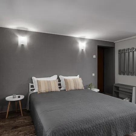 Apartment Near Park&sea With Balcony In The Historical Center Odesa