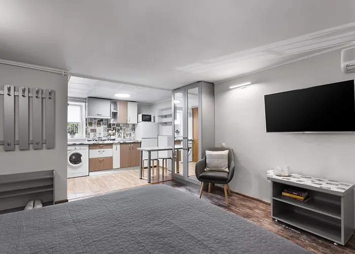 Apartment Near Park&sea With Balcony In The Historical Center *