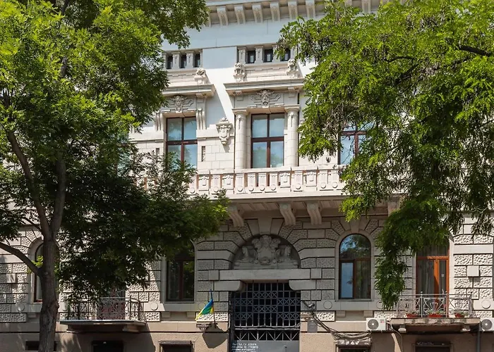 Near Park&sea With Balcony In The Historical Center *